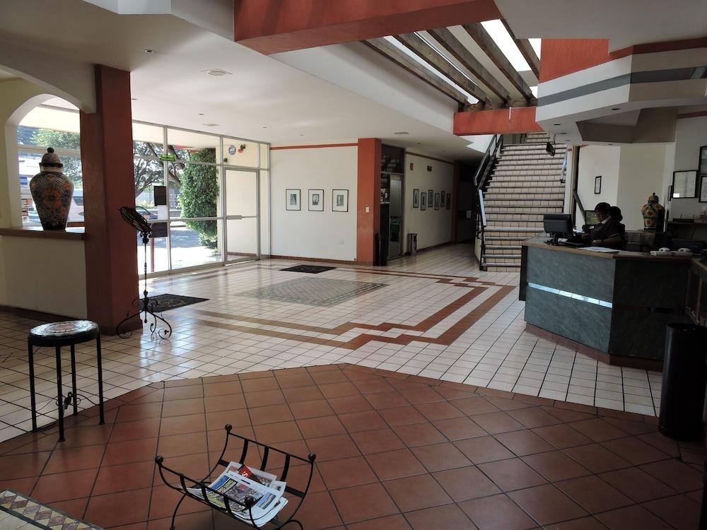 Hotel Granada Puebla Ngoại thất bức ảnh