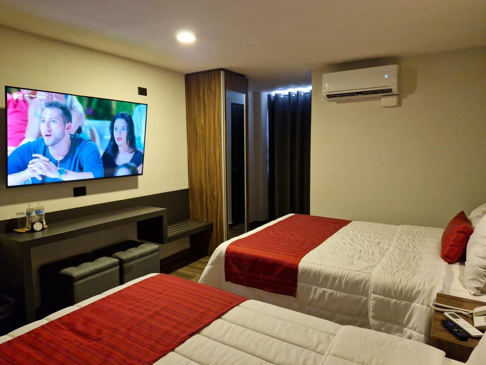 Hotel Granada Puebla Ngoại thất bức ảnh