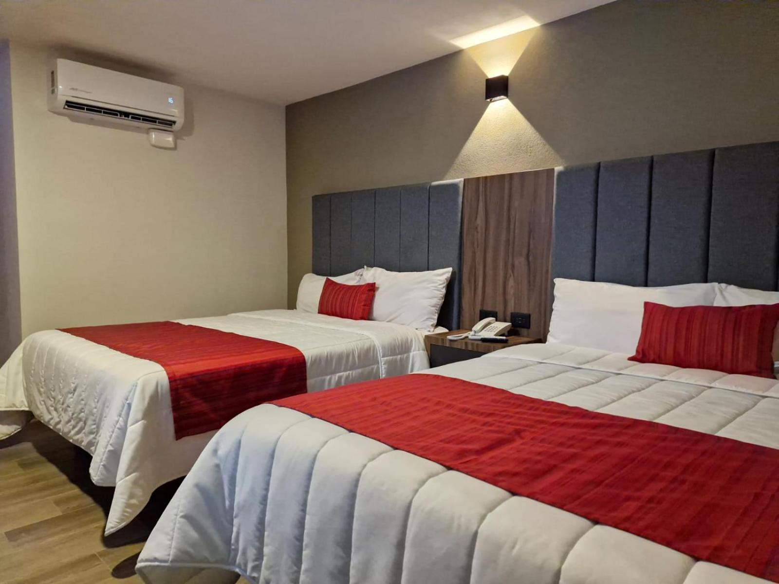 Hotel Granada Puebla Ngoại thất bức ảnh