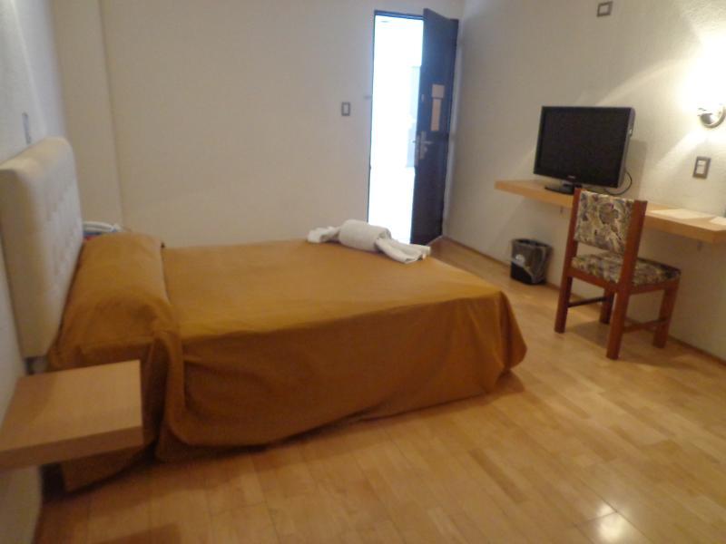 Hotel Granada Puebla Ngoại thất bức ảnh