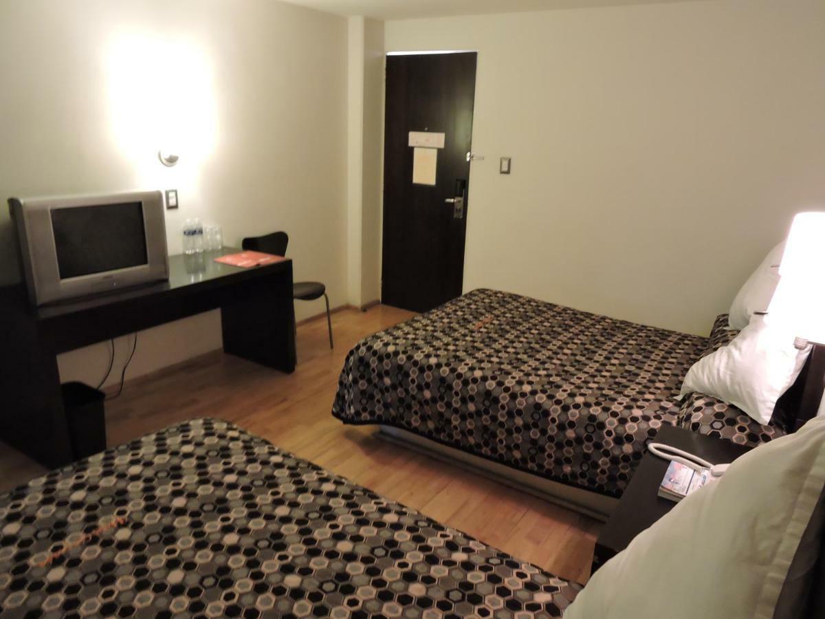 Hotel Granada Puebla Ngoại thất bức ảnh